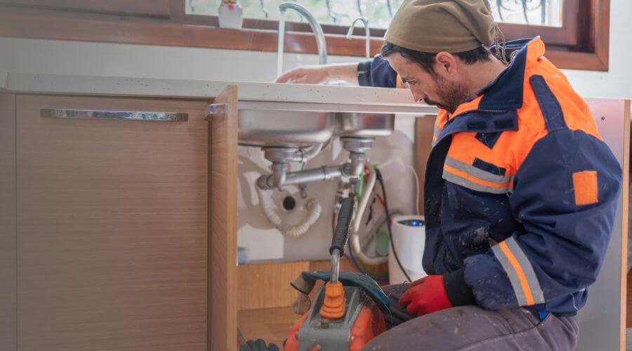 home faucet repair service in Cedar, IA